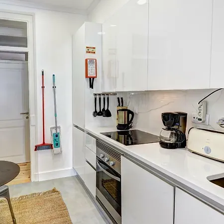 Downtown Lovers Apartments: Costa Do Castelo Apartamento *