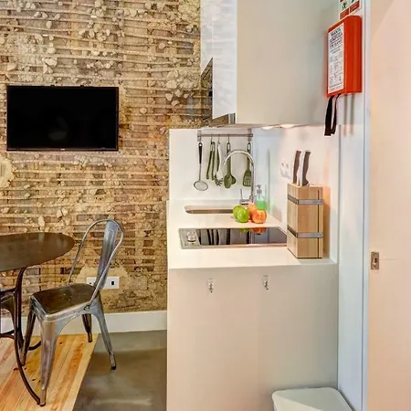 Downtown Lovers Apartments: Costa Do Castelo Apartamento