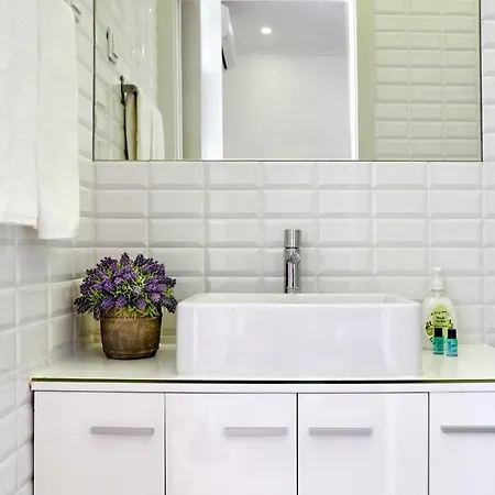 Downtown Lovers Apartments: Costa Do Castelo Apartamento