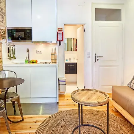 Apartment Downtown Lovers Apartments: Costa Do Castelo