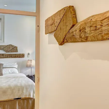 Downtown Lovers Apartments: Costa Do Castelo Lissabon