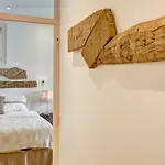 Downtown Lovers Apartments: Costa Do Castelo Lisbon