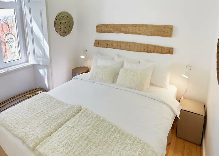 Downtown Lovers Apartments: Costa Do Castelo *