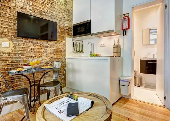 Апартаменти Downtown Lovers Apartments: Costa Do Castelo Лісабон