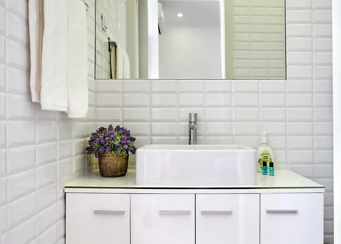 Downtown Lovers Apartments: Costa Do Castelo Апартаменти